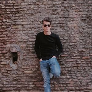 Meet your Posher, Benjamin